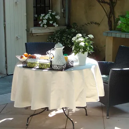 Appartement Arles les Alyscamps Chambre photo